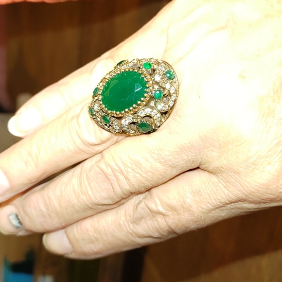 Mew Emerald Turkish Ring SIZE 8 - Picture 6 of 8